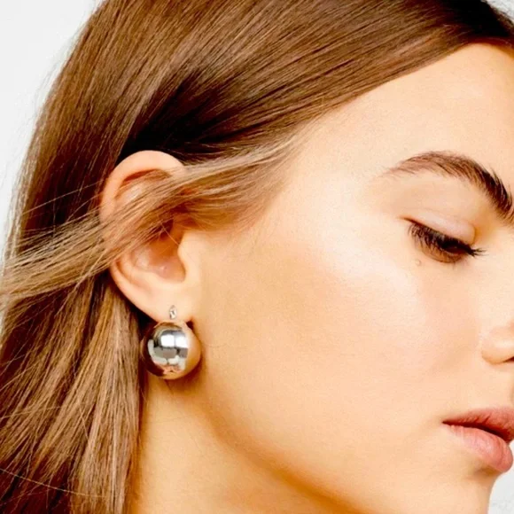 💎PRICE🔻 My fav - Retro Statement Earrings - large Gold/Silver Bells - Picture 5 of 7